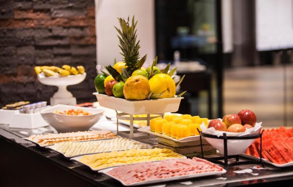 Apartamento In Avenida Ibirapuera , Luxuoso , Custo Beneficio São Paulo