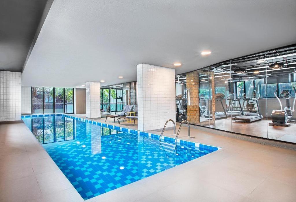 In Avenida Ibirapuera , Luxuoso , Custo Beneficio